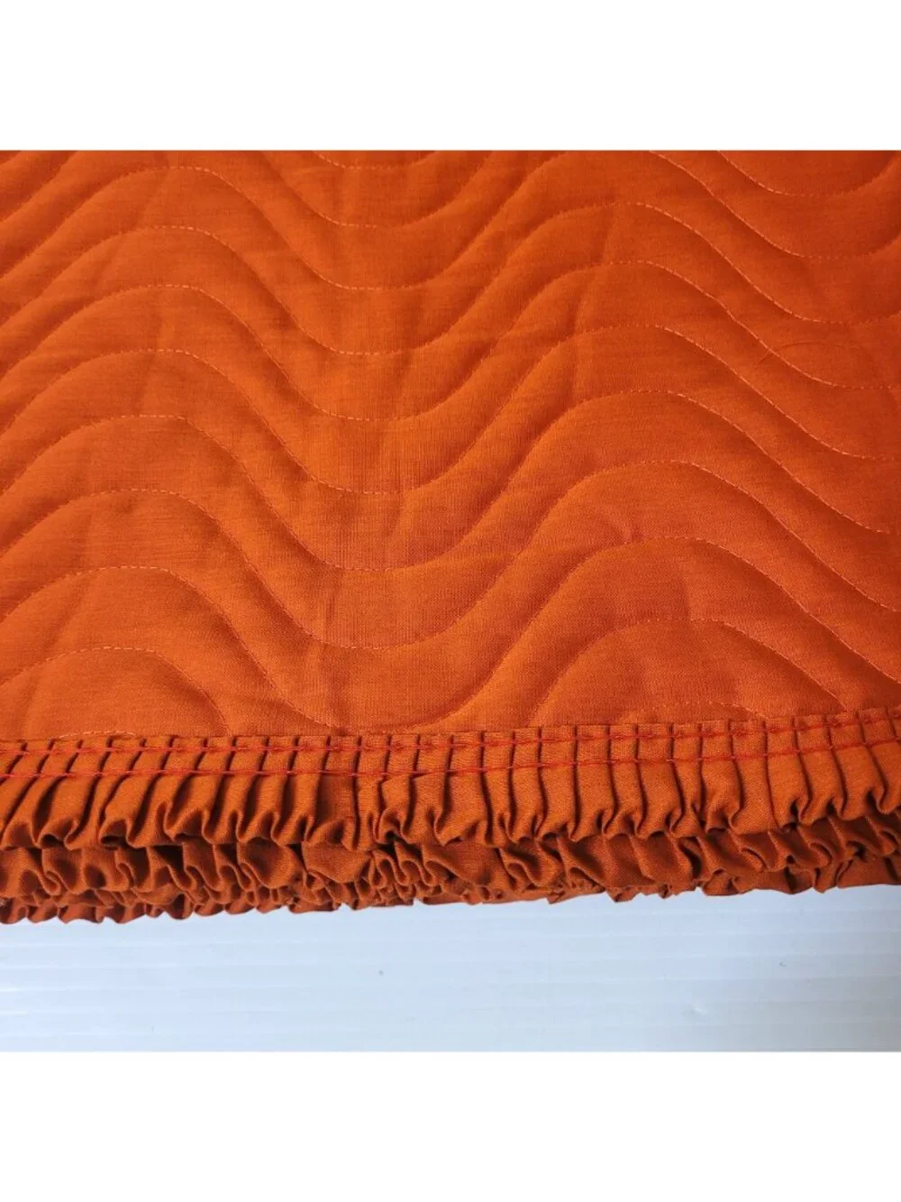 Placemats 12 Town & Country Vintage Quilted Orange Ruffled Placemats New & Used